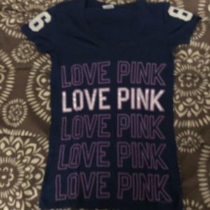 VS Pink tee